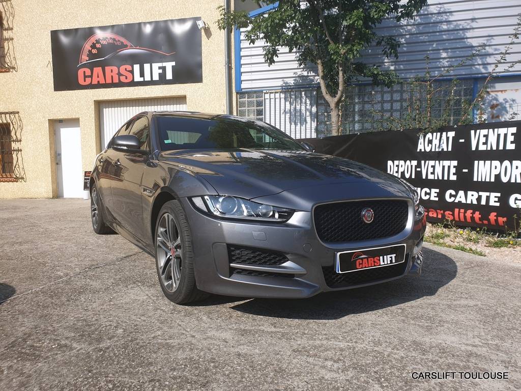 Jaguar XE